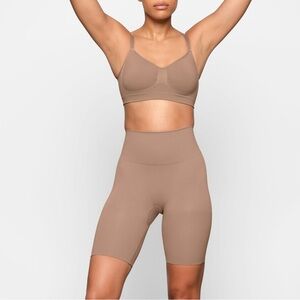 Skims Seamless Sculpt Butt Lifting Short